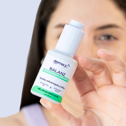 niacinamida al 4% antioxidantes pantenol imperfecciones, poros abierto o dilatados  